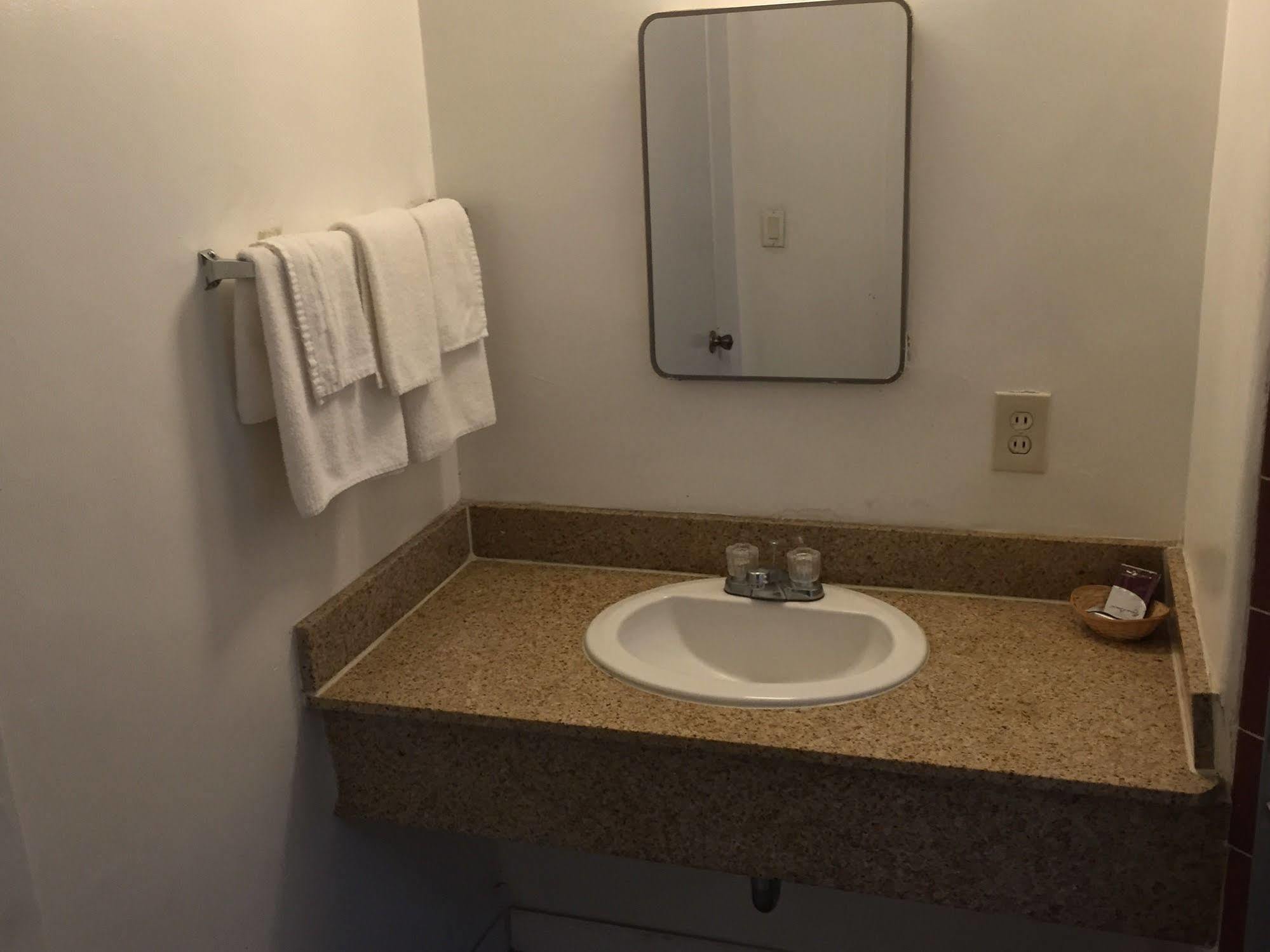 Western Sands Motel Indio Ngoại thất bức ảnh