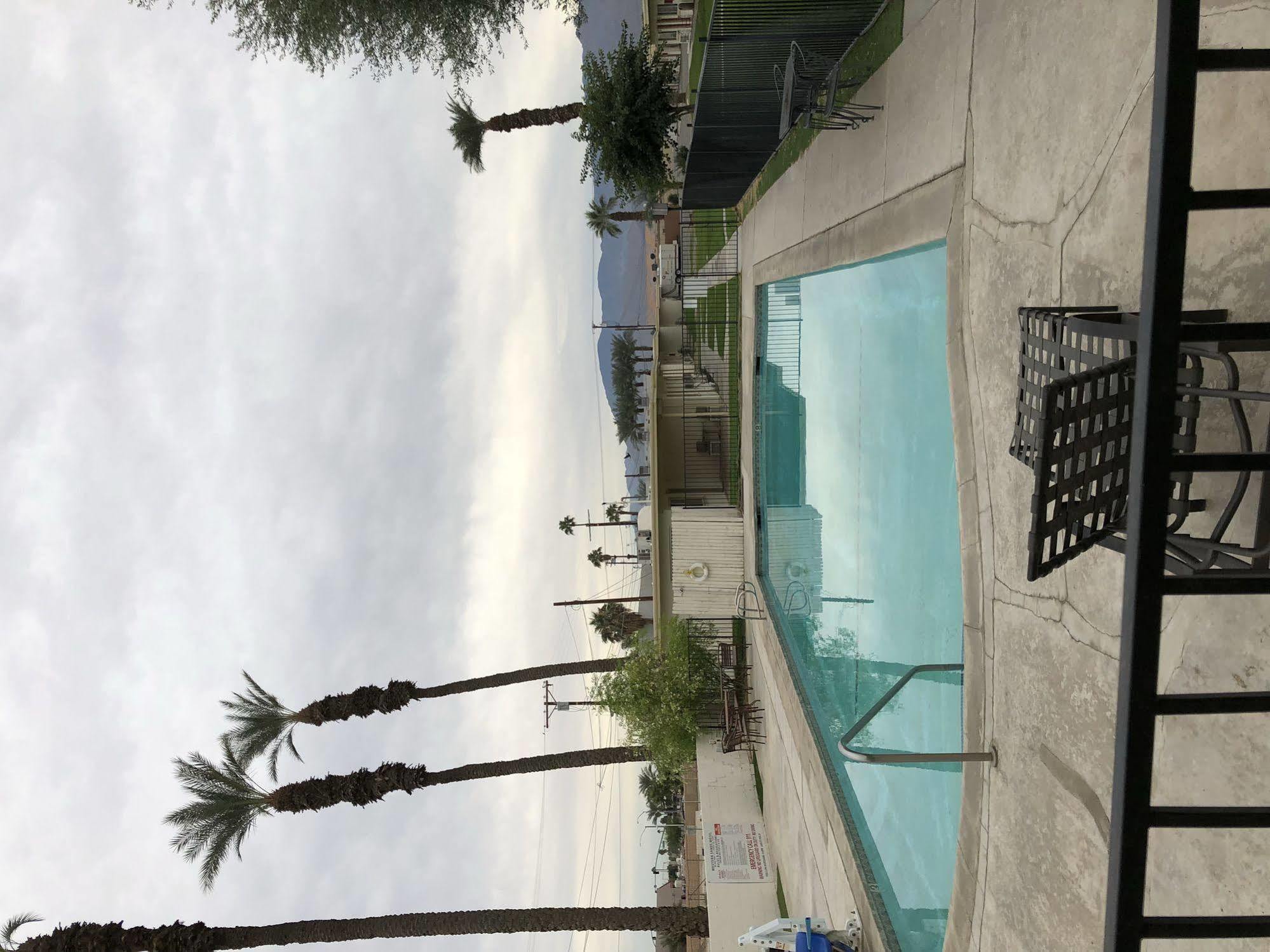 Western Sands Motel Indio Ngoại thất bức ảnh